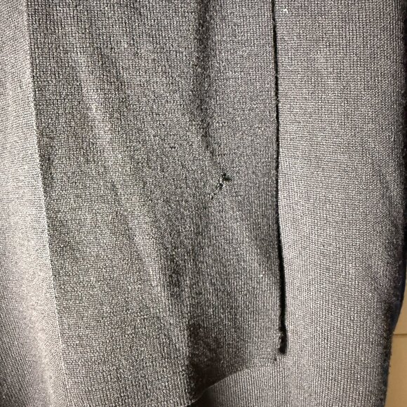 Talbots Sweater with Attached Scarf Navy Sz Medium, 100% Merino Wool - Picture 7 of 7